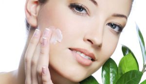Remedii naturiste pentru minimalizarea porilor